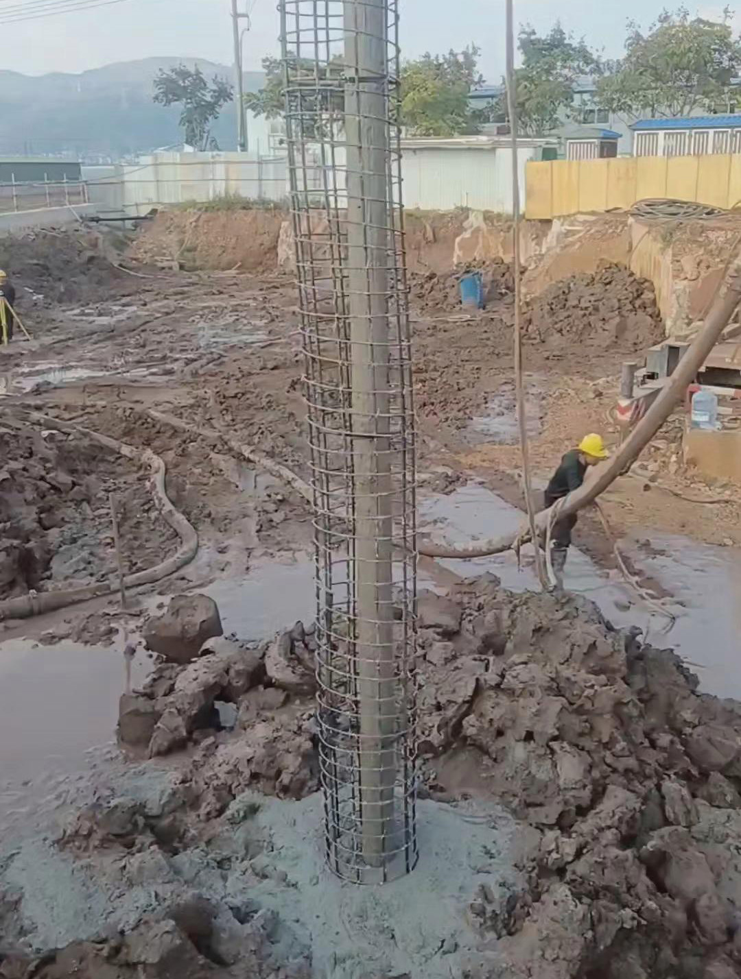 鹤壁长螺旋钻孔压灌桩